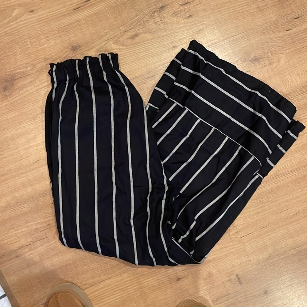 billabong flowy pants - Picture 3 of 3